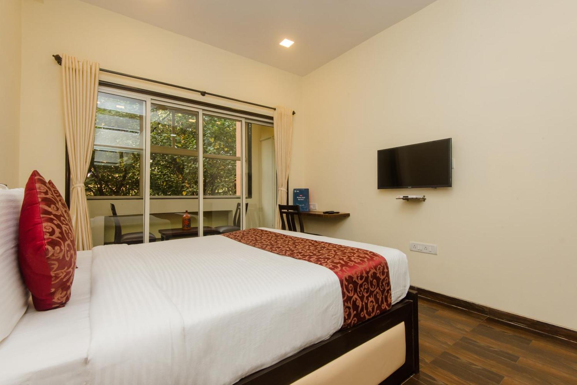 Super Hotel O Divine Residency Near Phoenix Marketcity ムンバイ エクステリア 写真