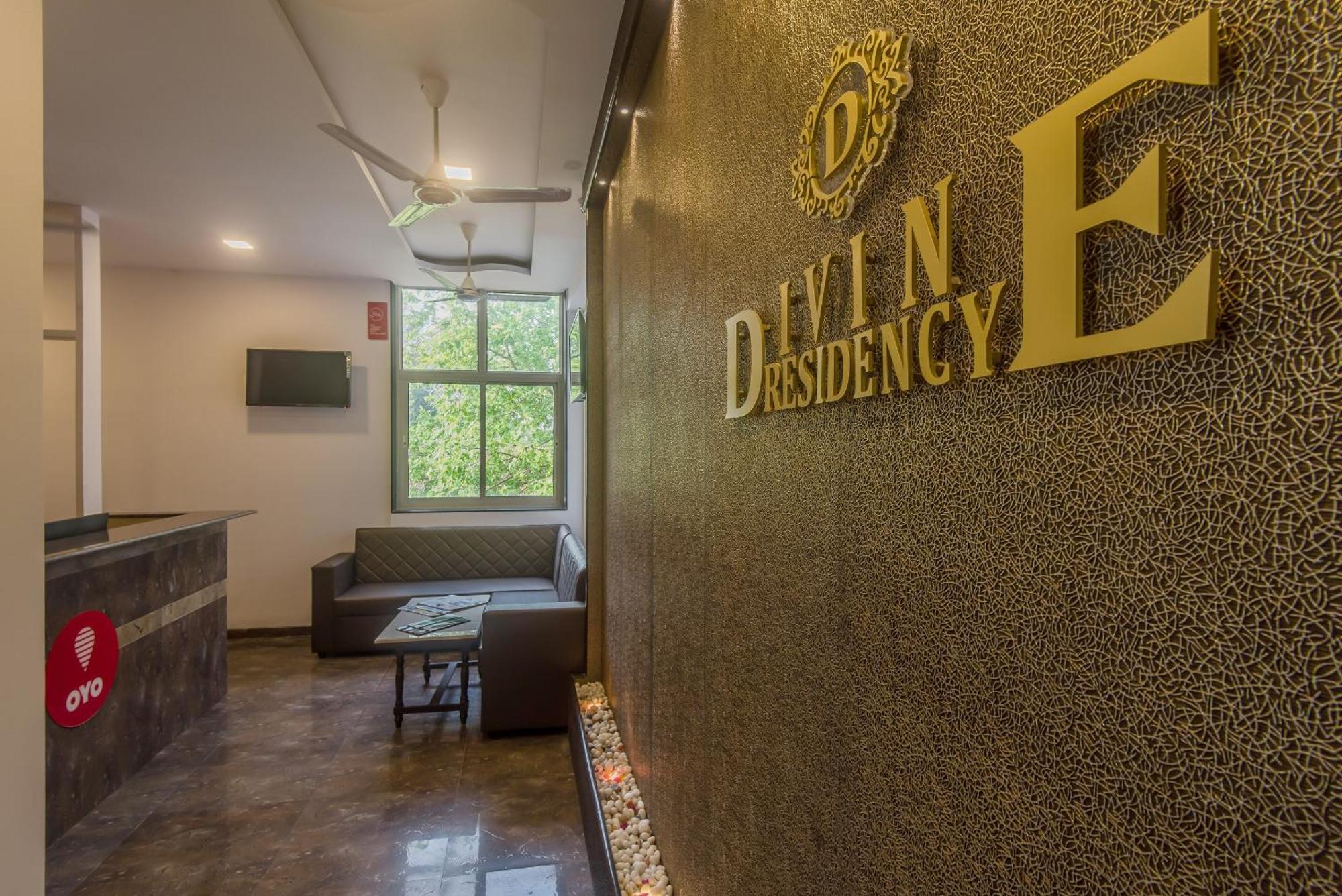 Super Hotel O Divine Residency Near Phoenix Marketcity ムンバイ エクステリア 写真